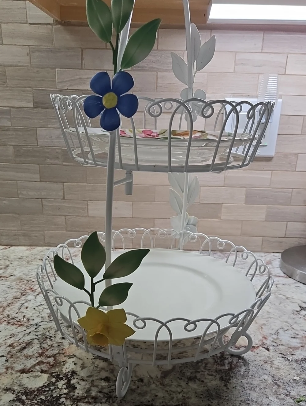 Buffet Dish Rack Display